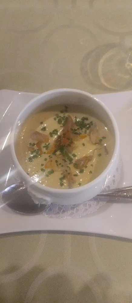 Velouté Chou Romanesco Oeuf Parfait Et Haddock Fumé